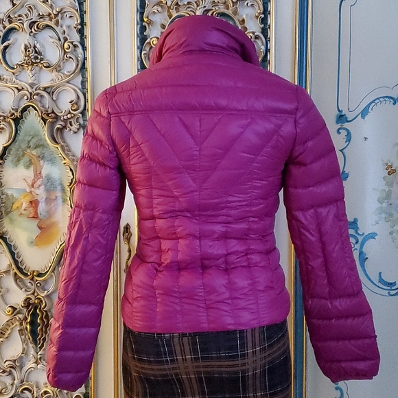 Express light weight pink puffer jacket medium NWT - Picture 3 of 5